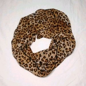 Cheetah print scarf